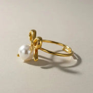 Aeriselle-Pearl Ribbon Ring- Edelstahl Gold White - Ringe