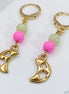 Gold edelstah ohrringe mit neon rosa und hell grün perlen