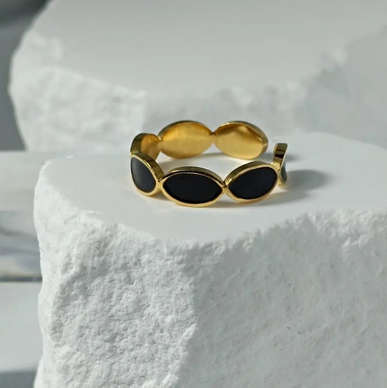 Solvaris-Midnight Oval Enamel Ring-Edelstahl Gold - Ringe