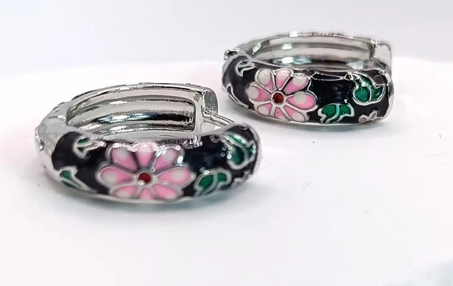 Enamel Ohrringe Schwarz