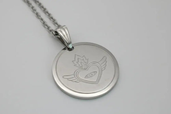 Heilige Herz Edelstahl Anhanger und Silber Edelstahl Kette